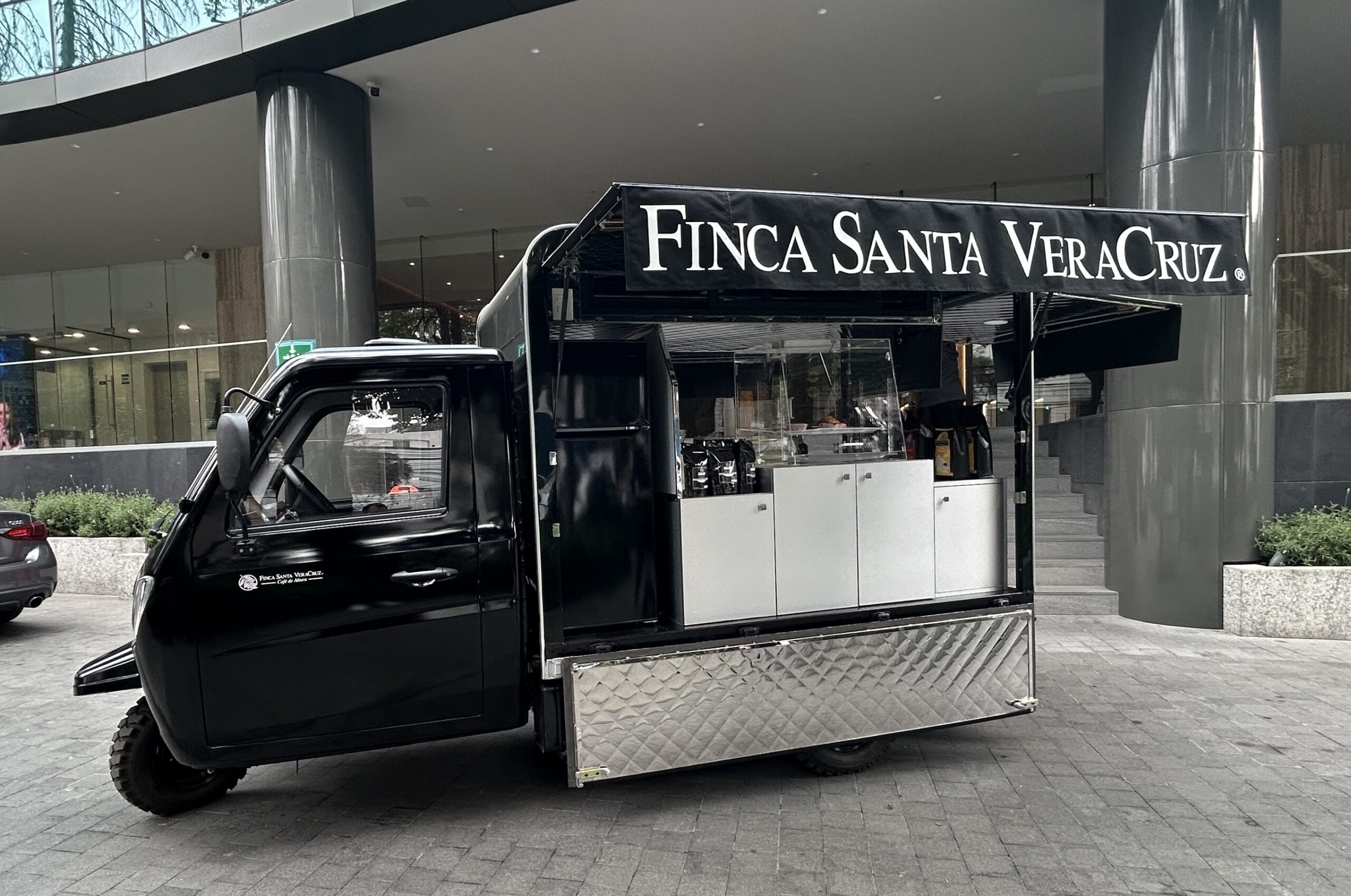 Carrito movil de cafe Finca Santa VeraCruz